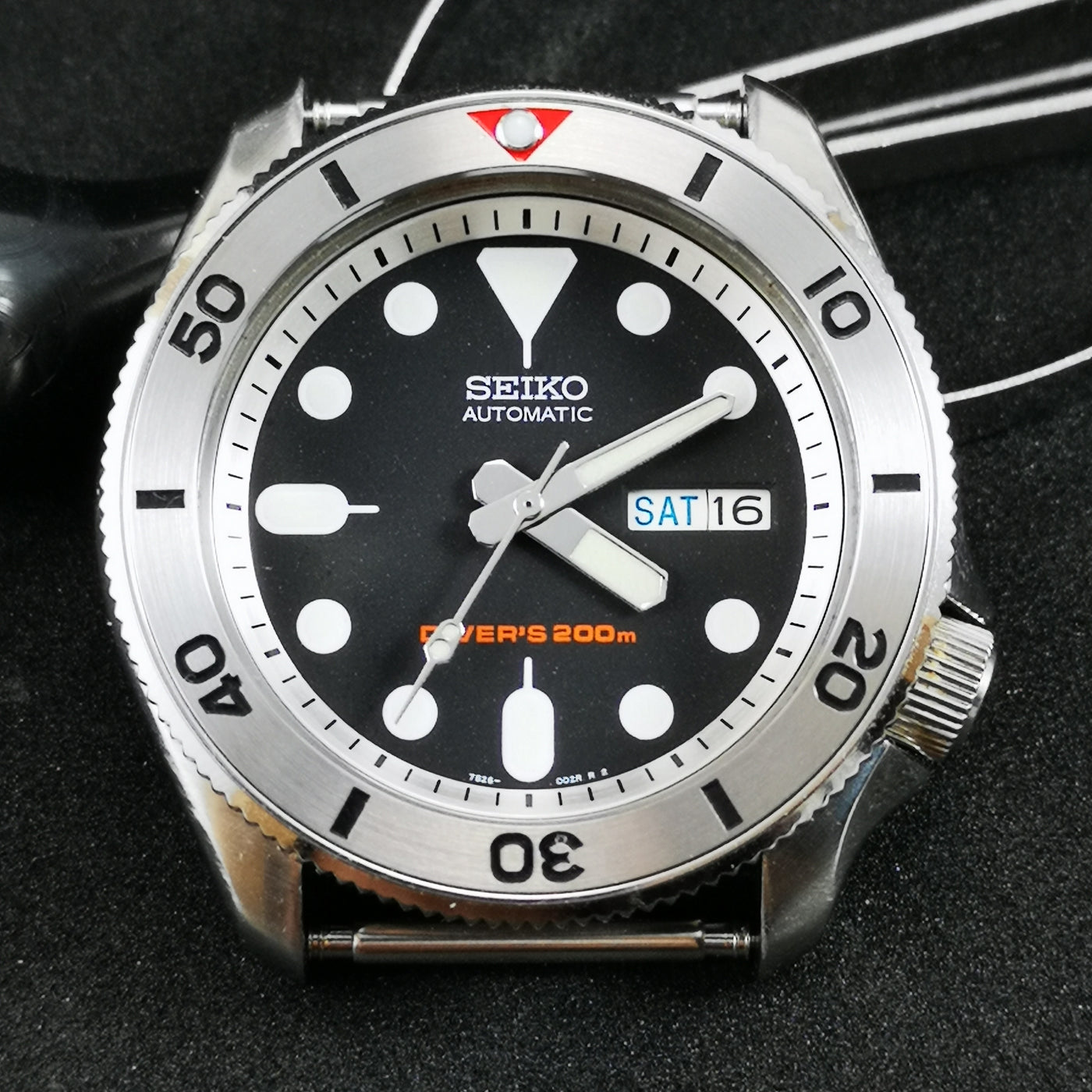 Red Seamaster Style - SKX007 Stainless Bezel Insert - Watch&Style