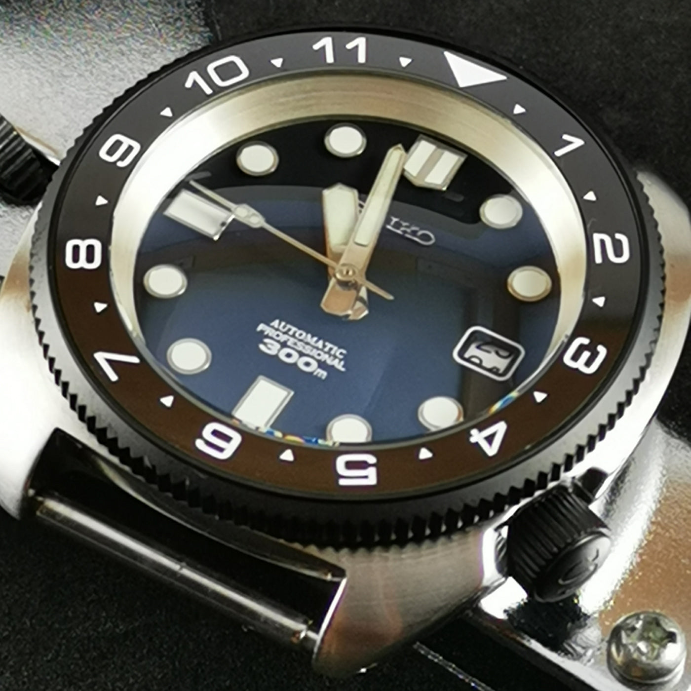 R0172 SRP Turtle Coin Edge Bezel Sandblasted Black – Watch and Style