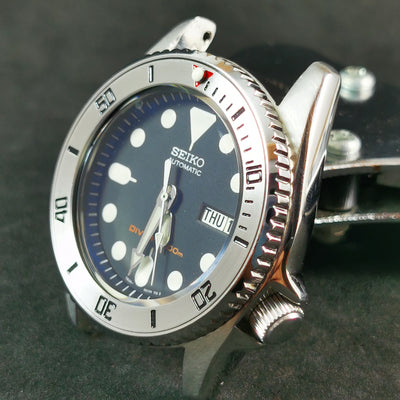 SI0119 SKX013 Stainless Bezel Insert - Sub Style Red